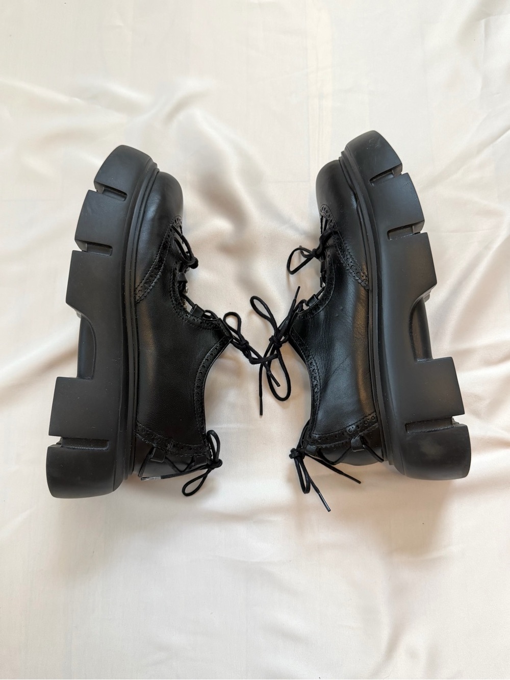 Simone Rocha Black Open Lace Up Brogue - Picture 5 of 10